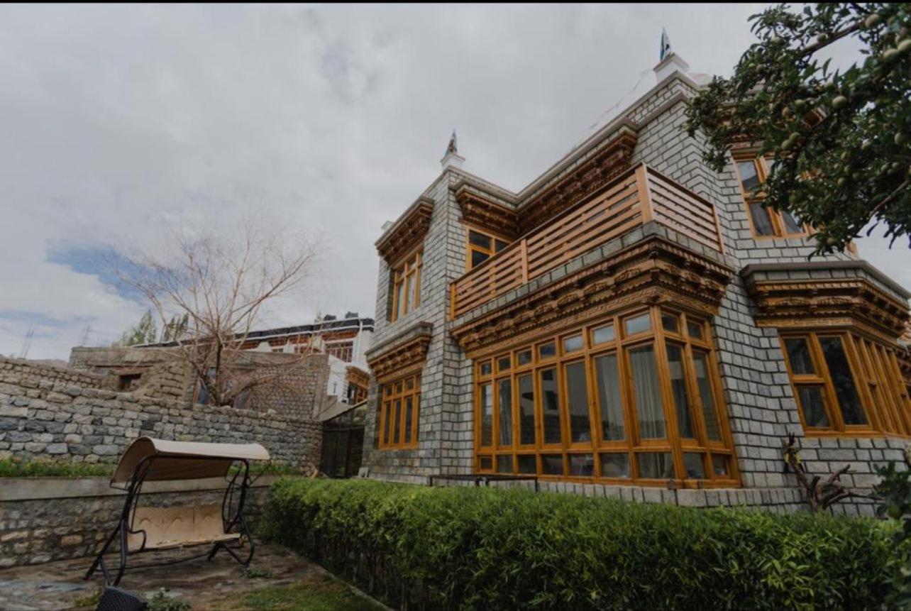 Hotel Lumbini Leh Exterior photo